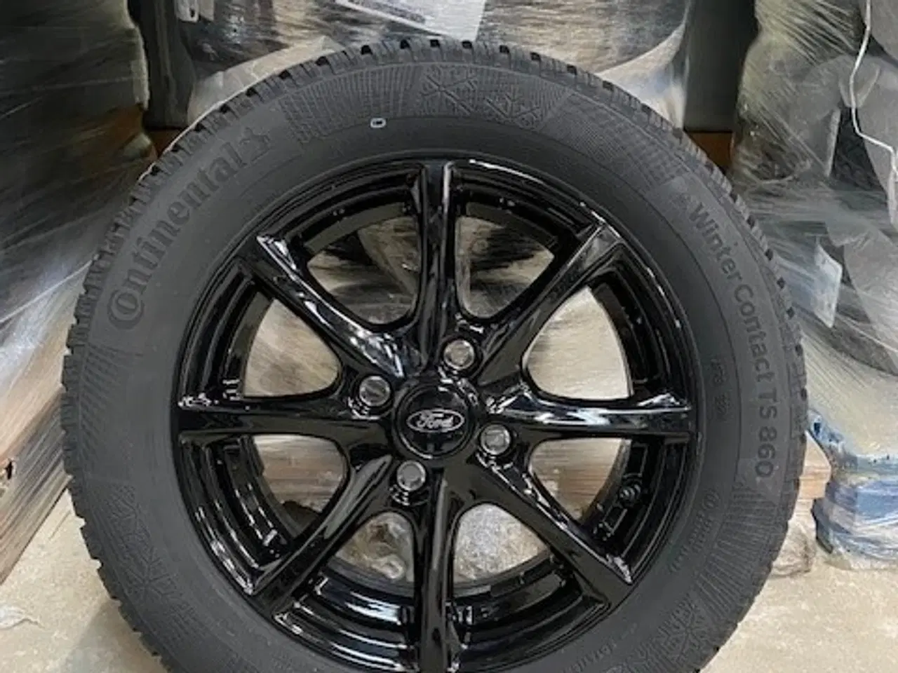 Billede 1 - 15" Fiesta nye vinterhjul alu med TPMS