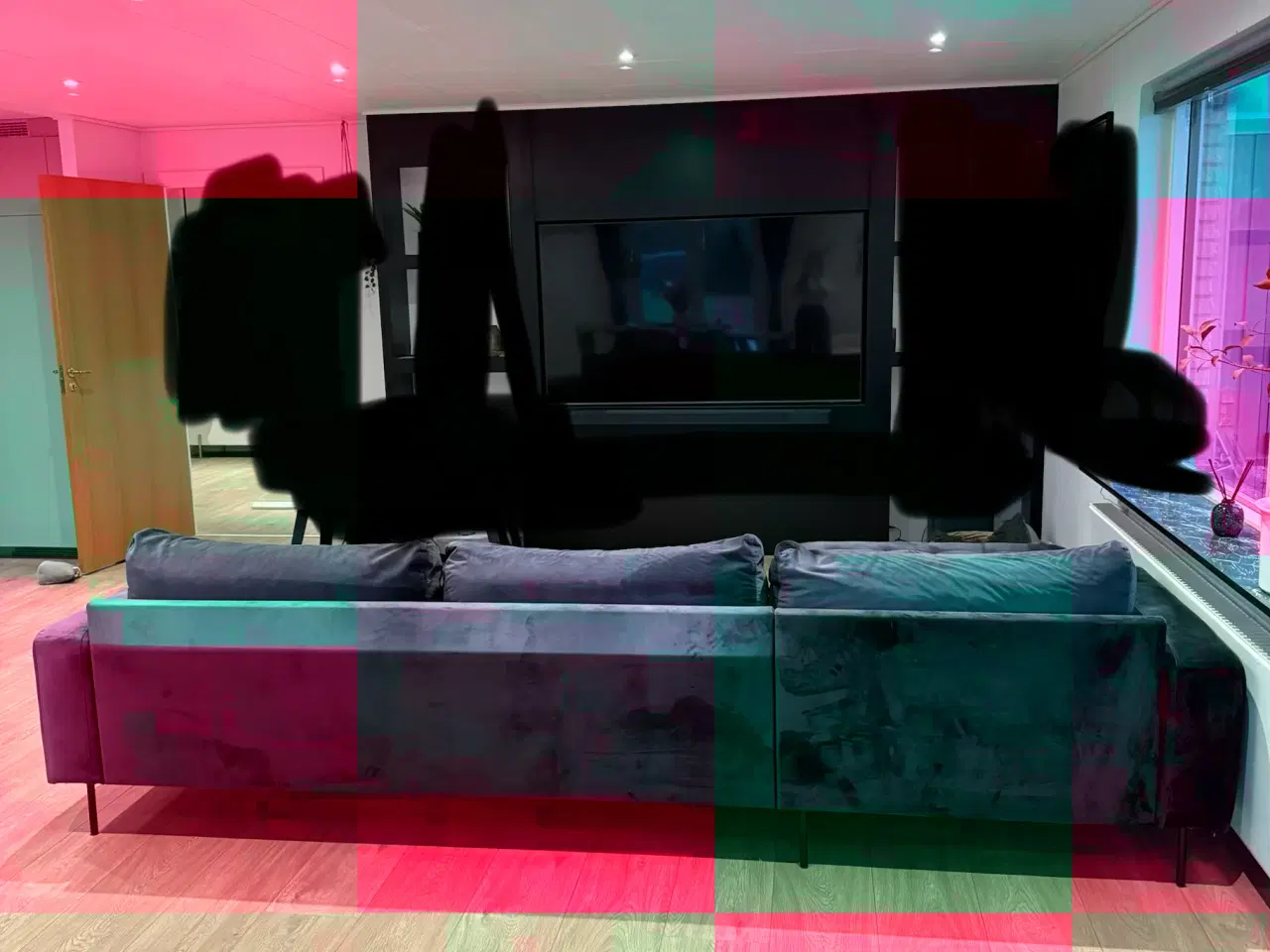 Billede 4 - Velour sofa sort