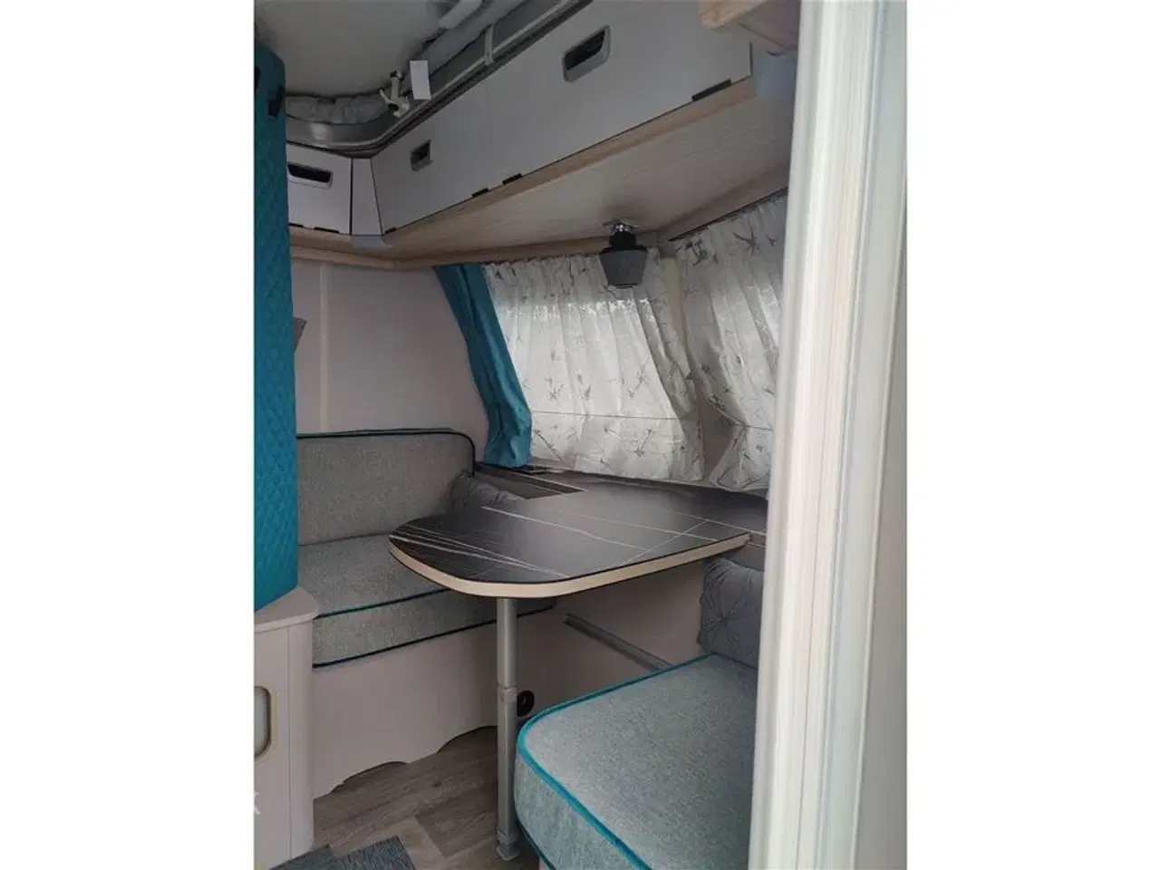 Billede 4 - 2024 - Eriba Touring 542 Harbour Blue   2024 Eriba Touring 542 Harbour Blue Edition