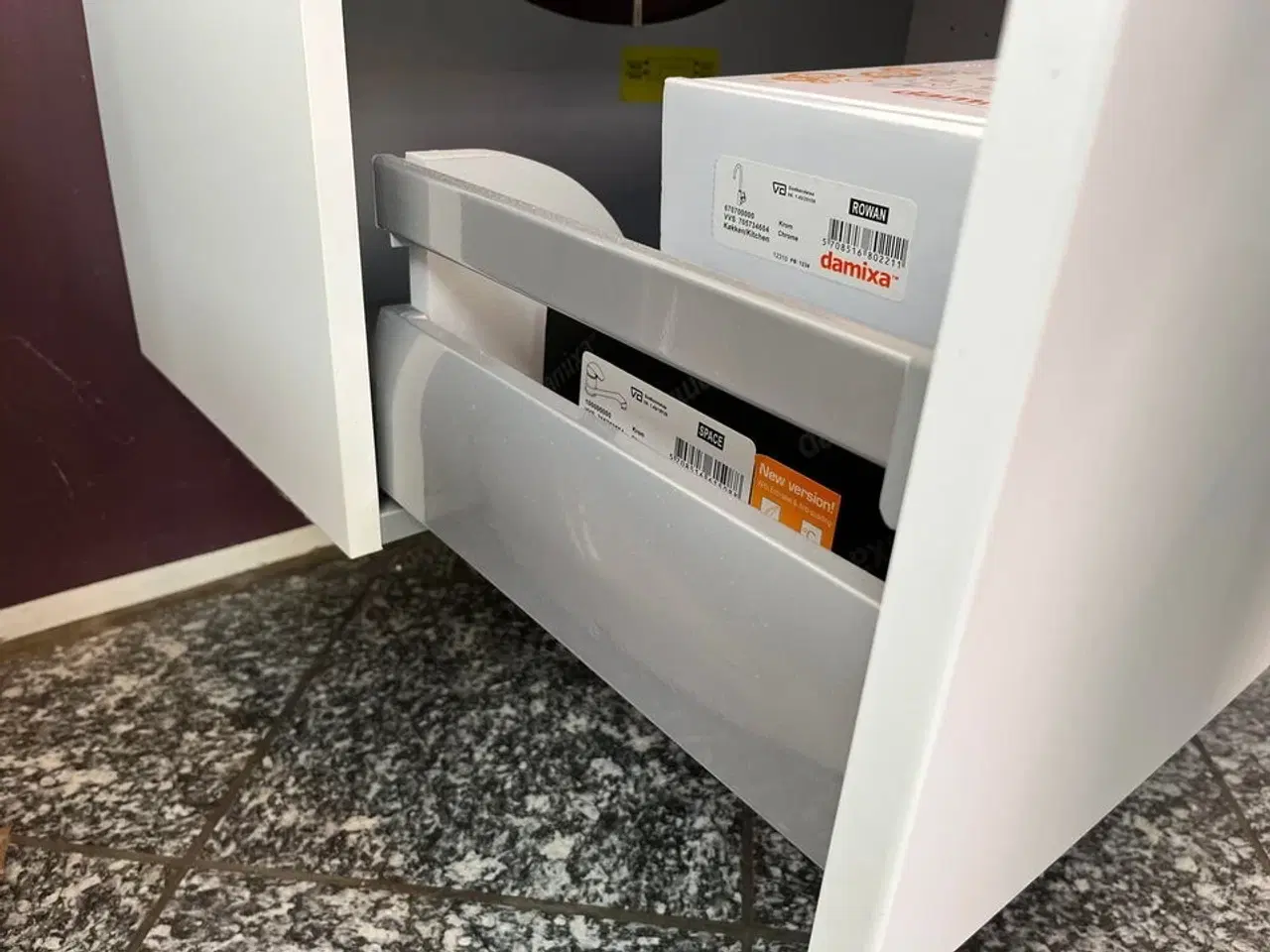 Billede 6 - Vask med skab, udstillingsmodel