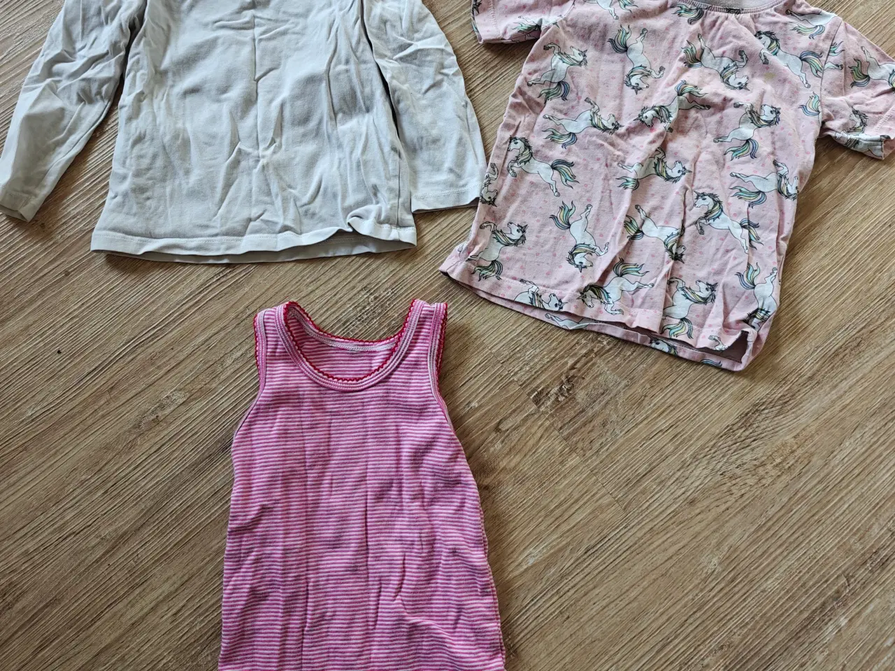 Billede 4 - Pigetøj str 86 92 98 