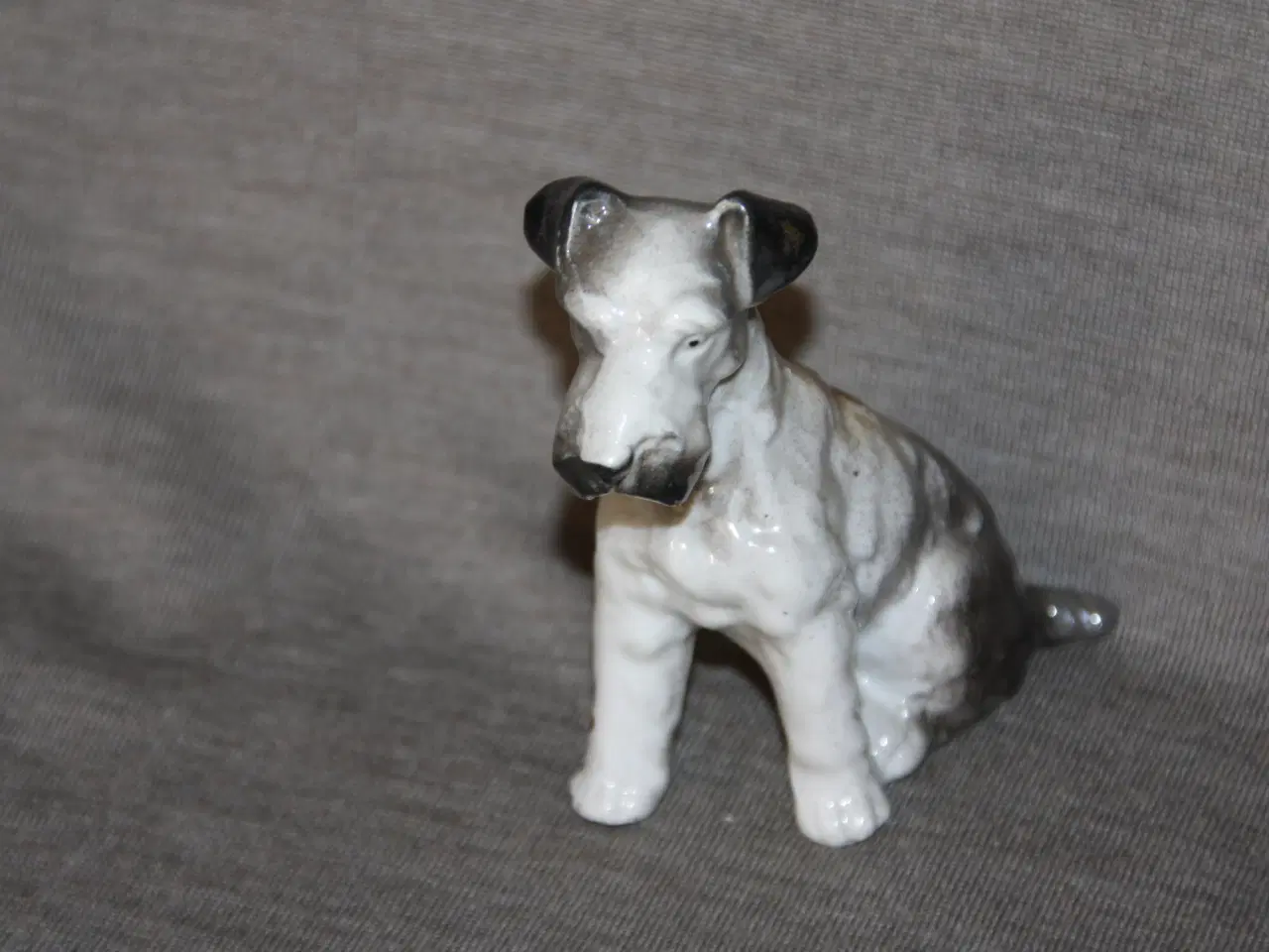 Billede 4 - Hund figurer højde 10 cm