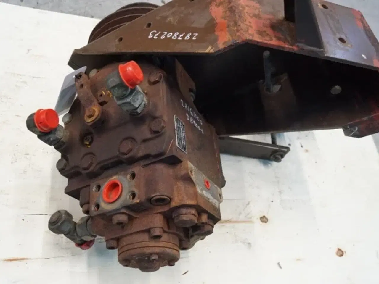 Billede 22 - Dronningborg D8900 Remskive med hydraulikmotor 28780273