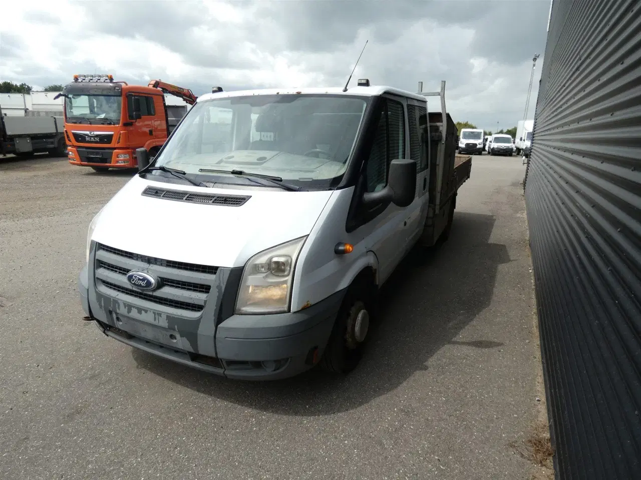 Billede 4 - Ford Transit 350 L3H1 DOBKAB 2,4 TDCi  Trend RWD 140HK Ladv./Chas. Man.