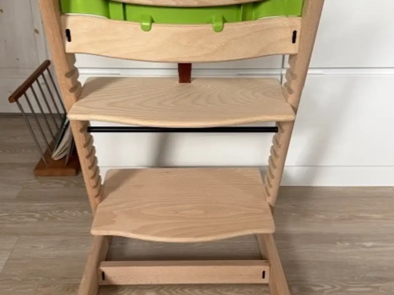 Billede 3 - Trip Trap Højstol NY MODEL i Massiv Bøg Lys Natur.