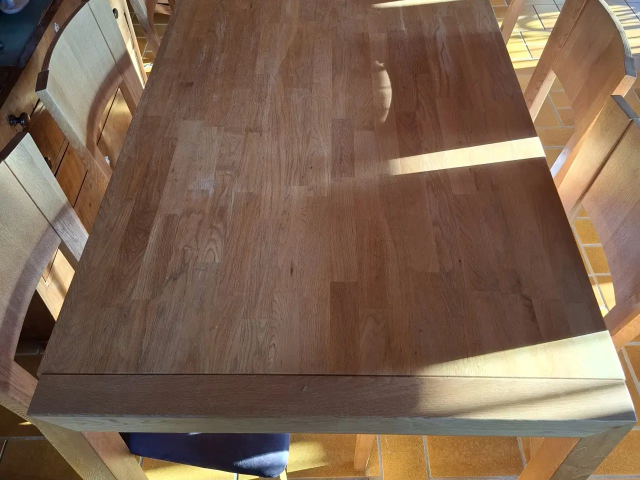 Billede 2 - Spisebord i egetræ