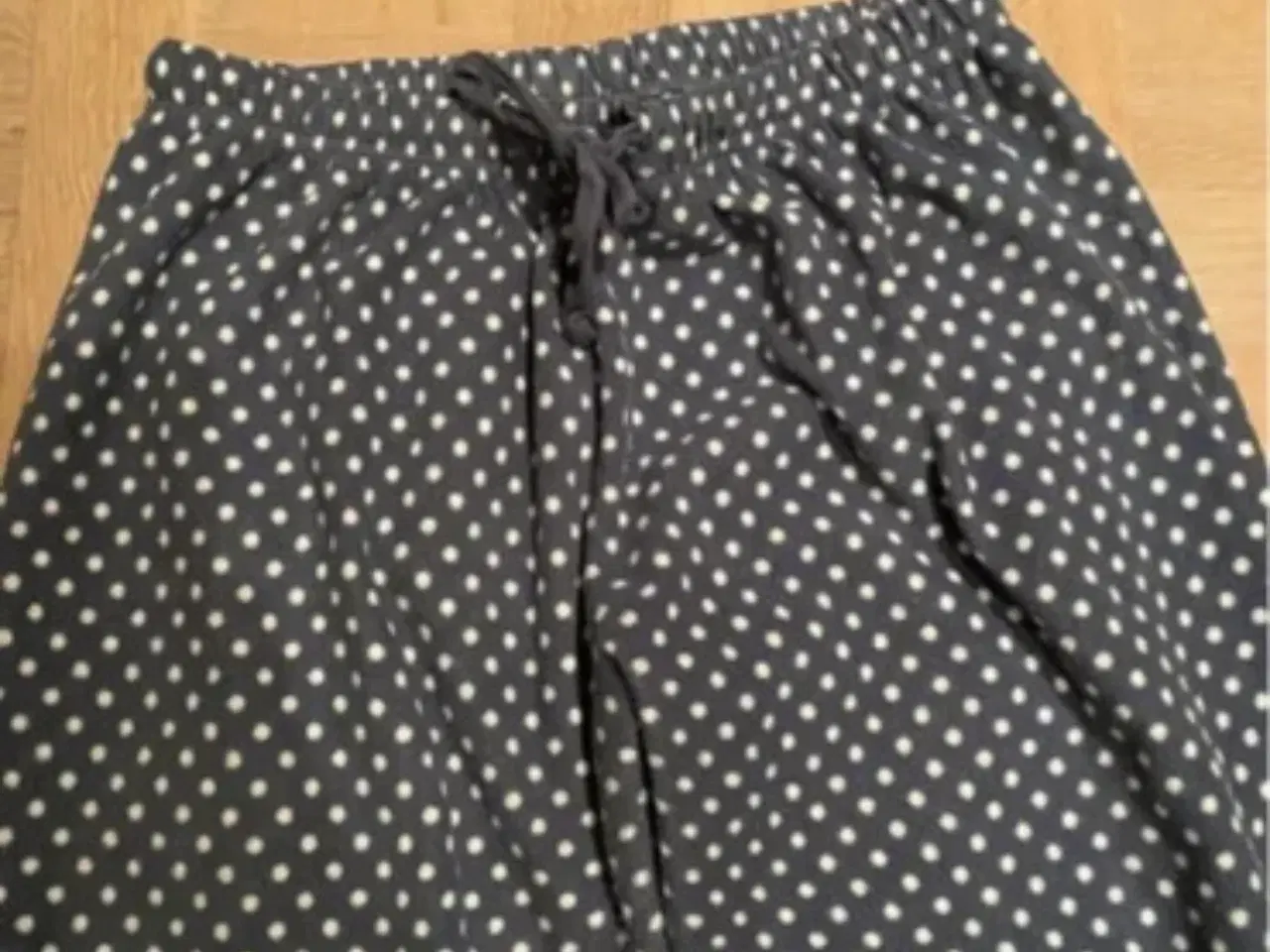 Billede 2 - Bløde Natbukser str M