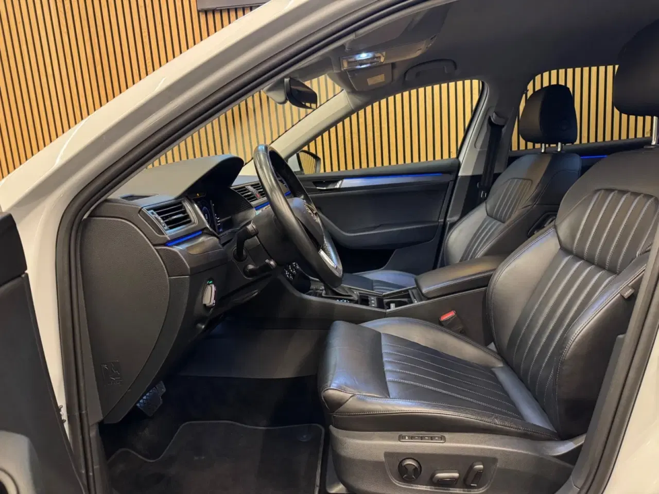 Billede 4 - Skoda Superb 1,5 TSi 150 Business Executive Combi DSG