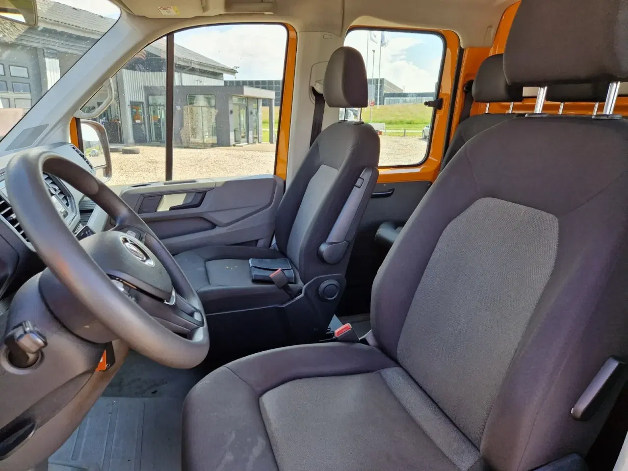 Billede 10 - VW Crafter 50 2,0 TDi 177 Mandskabsvogn m/lad