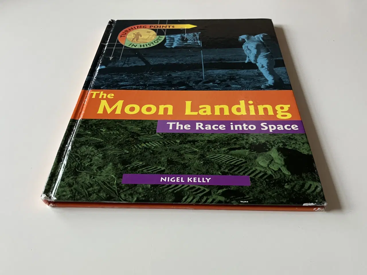 Billede 7 - The Moon Landing. By Nigel Kelly