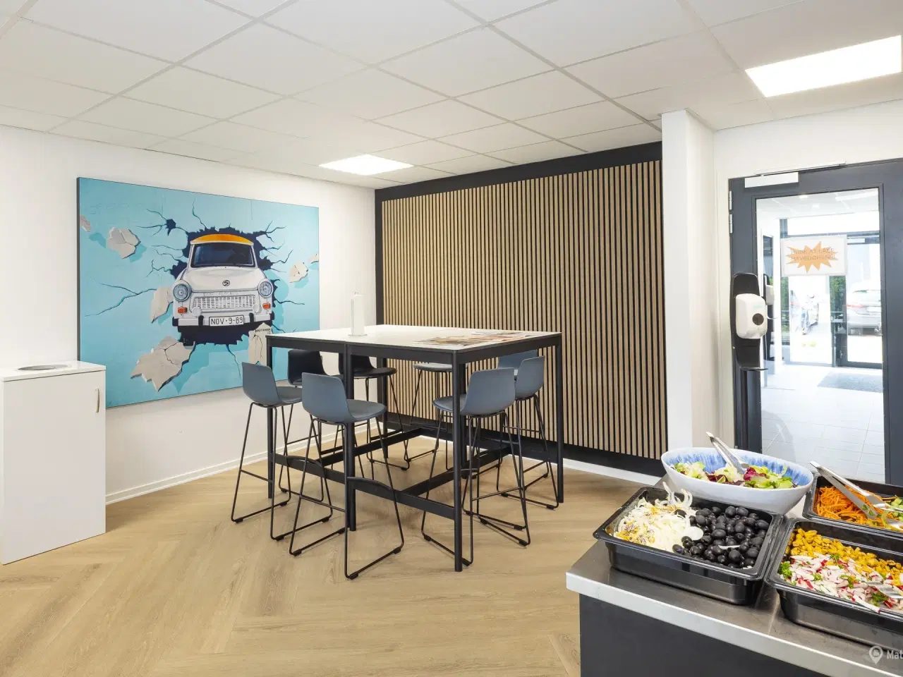 Billede 27 - Velbeliggende nyere moderne kontorlokaler med fælles kantineordning