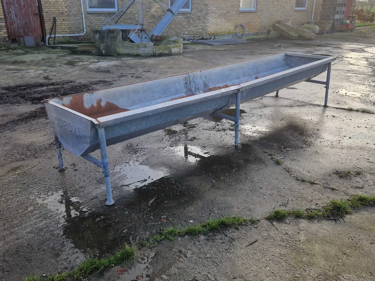 Billede 1 - Stort fodertrug