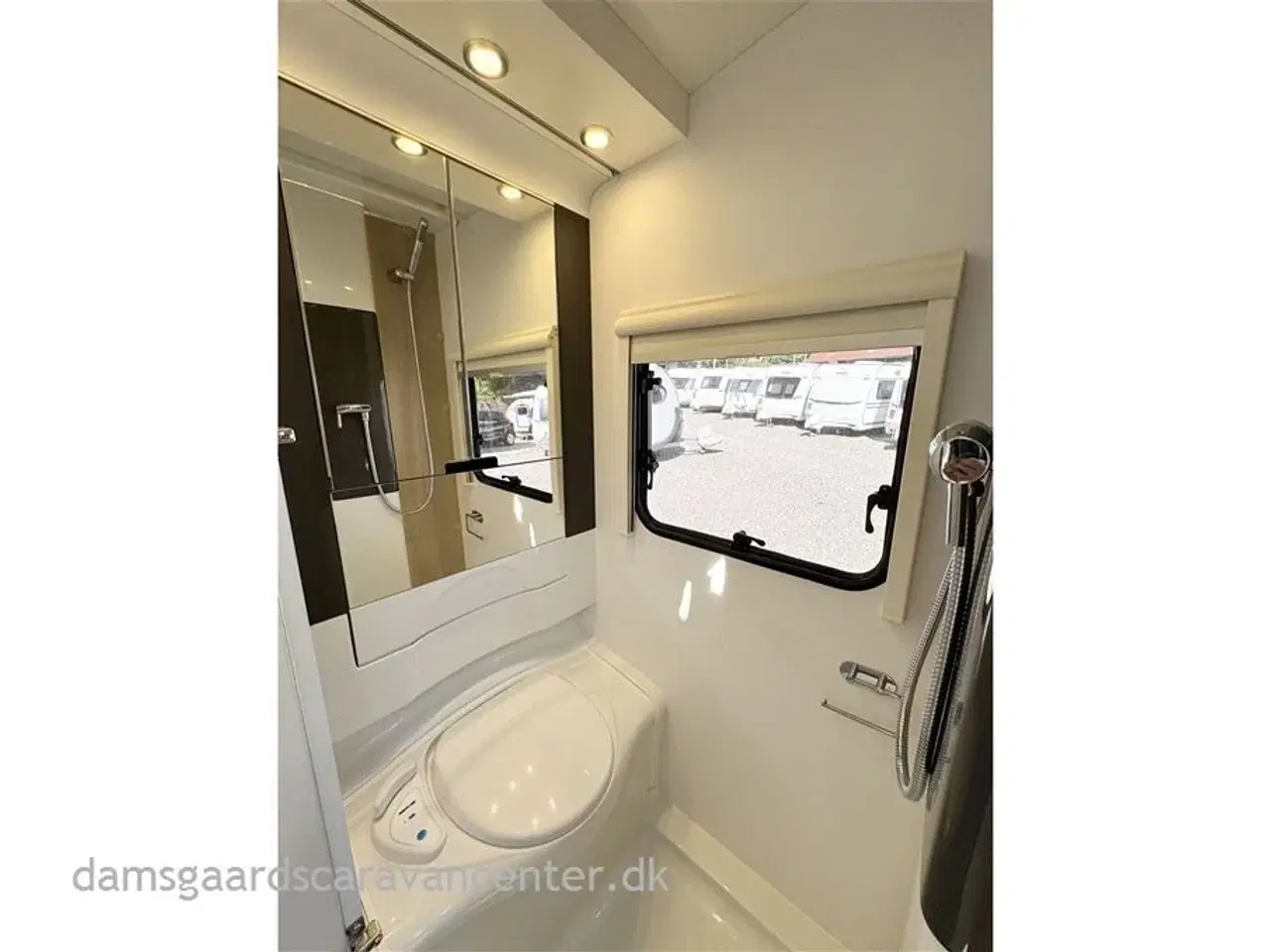 Billede 13 - 2023 - Adria Action 391 LH   Enkeltsenge-Gulvtemp.-Dometic telt-Solsejl