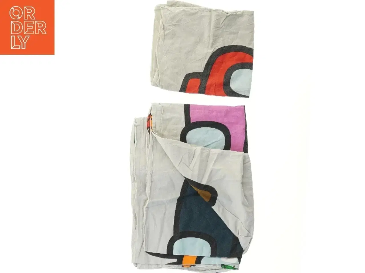 Billede 2 - Dynebetræk med Among Us motiv (str. 132x107 & 55x61 cm)