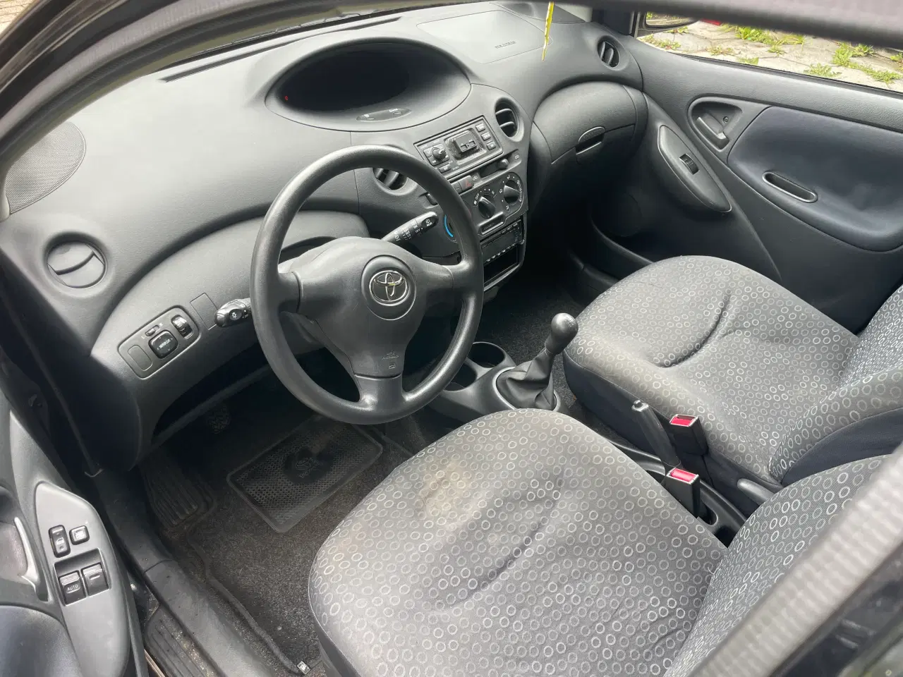 Billede 6 - Toyota Yaris 2004 kørt kun 199.000km