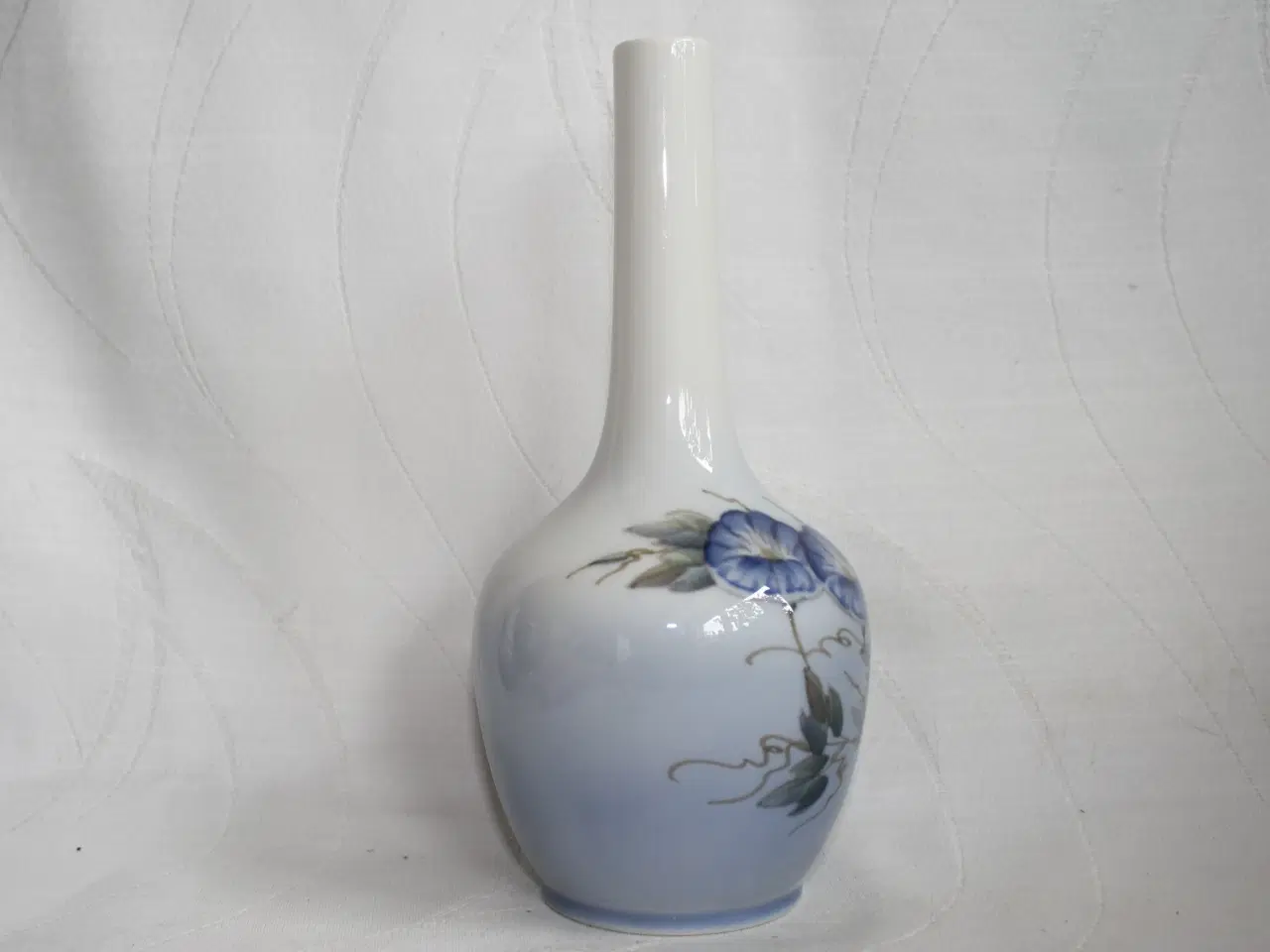 Billede 7 - Vase med blå snerler fra Royal Copenhagen