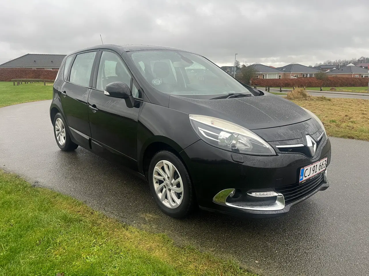 Billede 1 - Dejlig Nysynet Renault Scenic 1.6 dCi 130 HK 2013