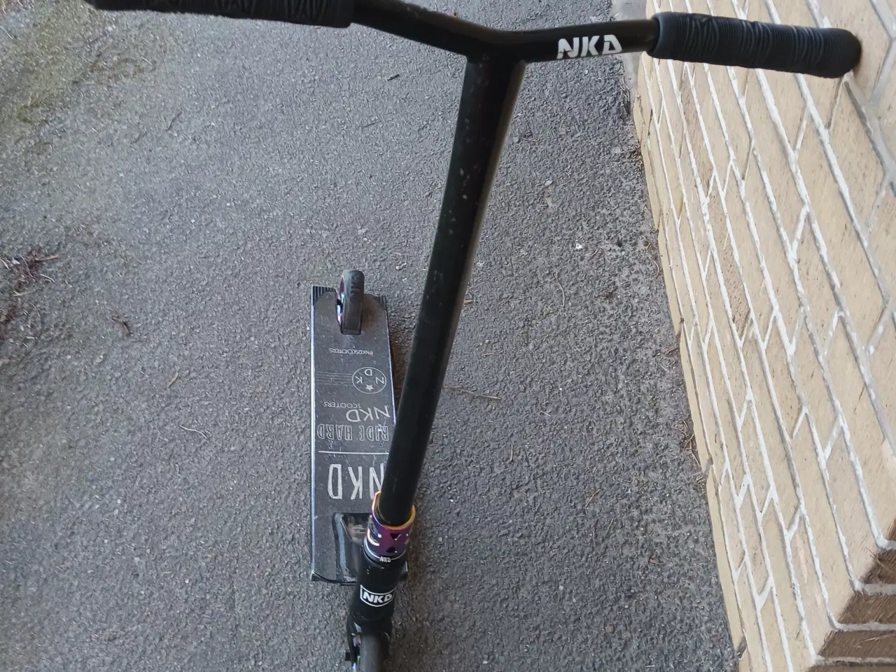 Billede 2 - Stunt scooter NKD rally v4 rainbow 