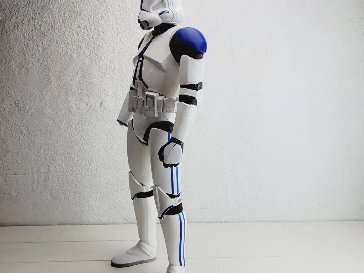 Billede 4 - ⭐️- STOR Clone Trooper med Kampskader: En Figur me