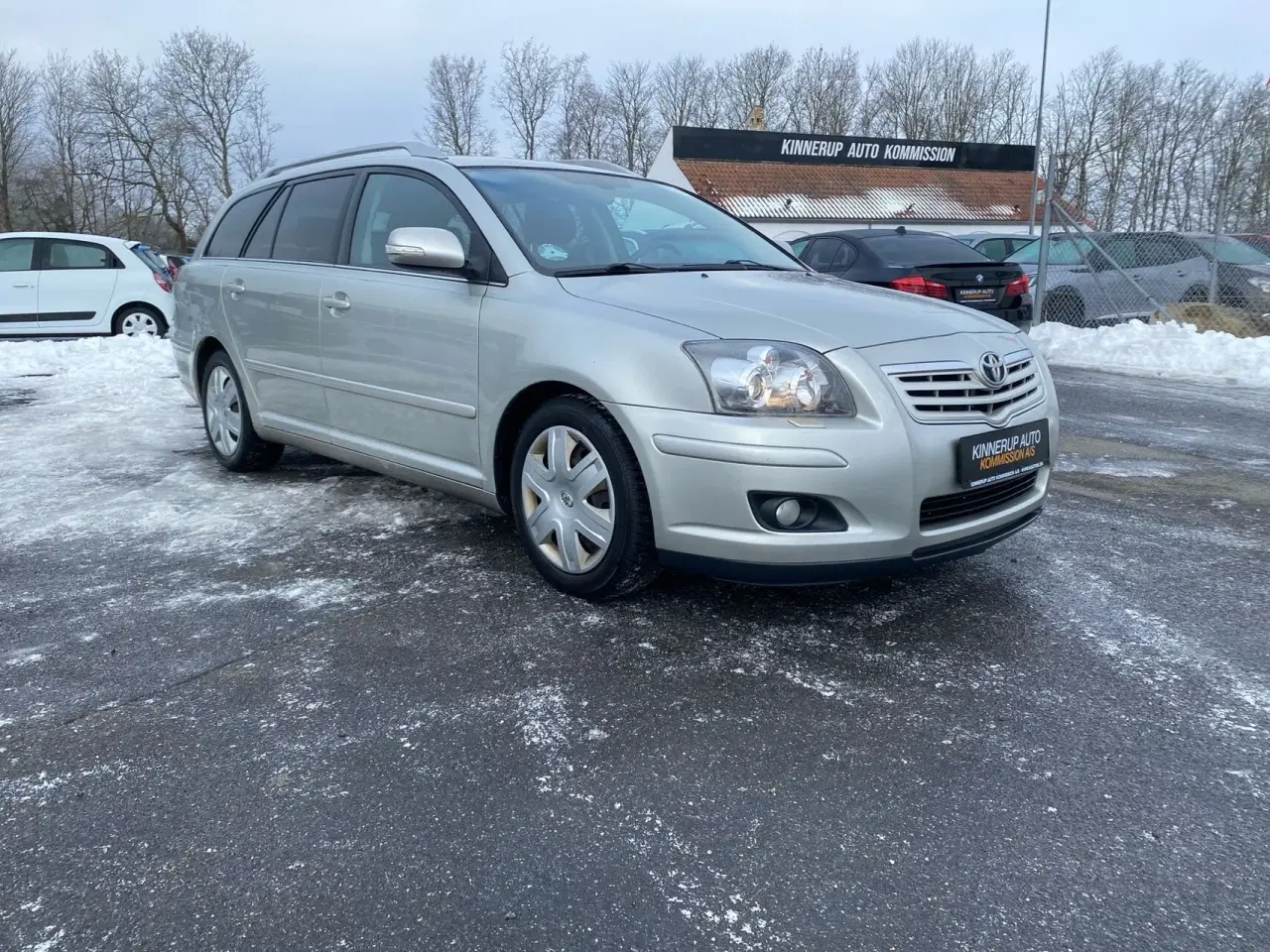 Billede 2 - Toyota Avensis 1,8 Linea Terra 129HK Stc