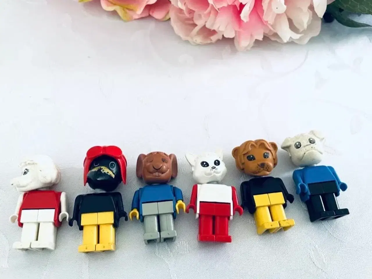 Billede 2 - Fabuland figur 6 stk. Lego 