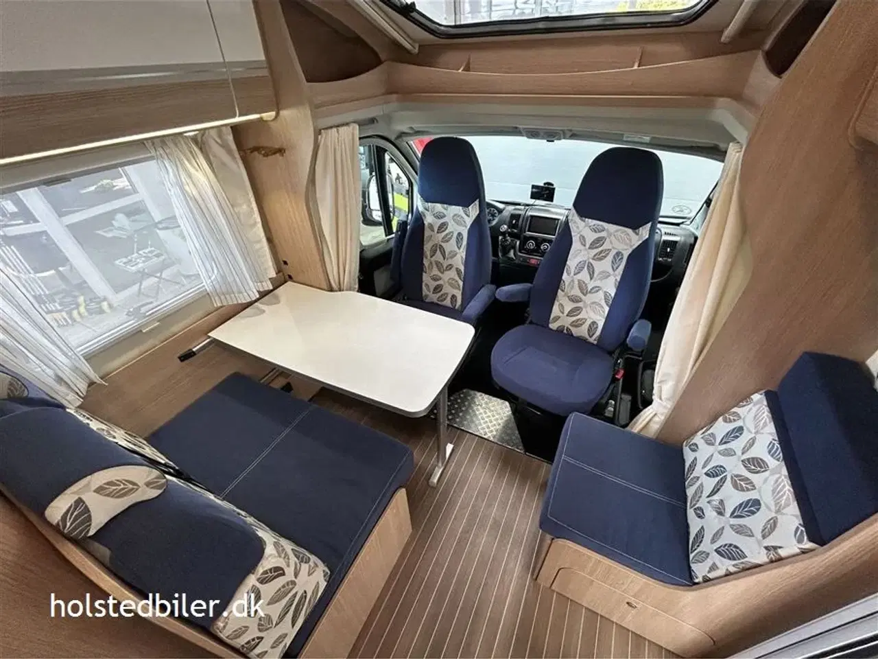 Billede 10 - 2014 - SunLight   Flot camper på 6 meter.