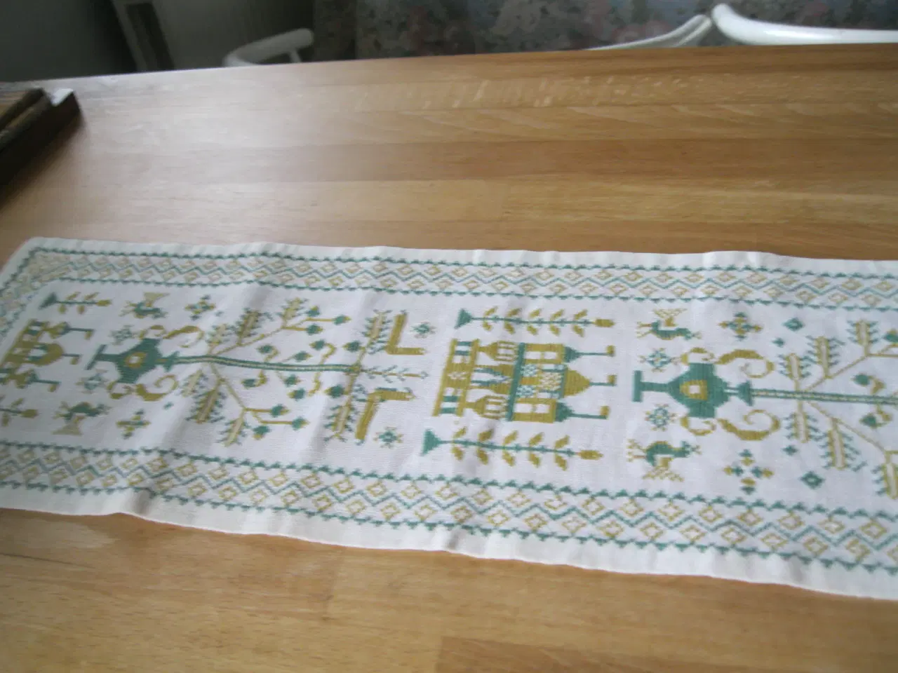 Billede 3 - Nordisk vintage dug og festremse