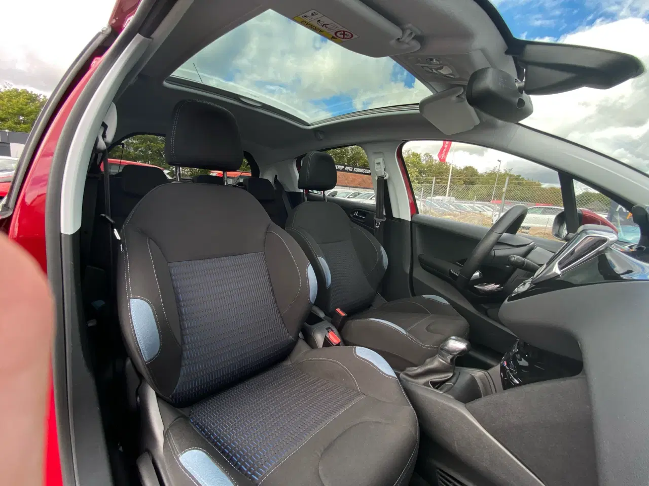 Billede 8 - Peugeot 208 1,2 VTi Allure 82HK 5d