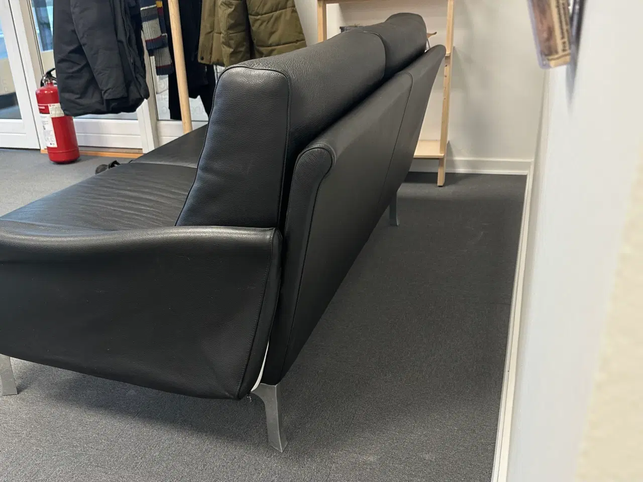 Billede 2 - Lædersofa til salg