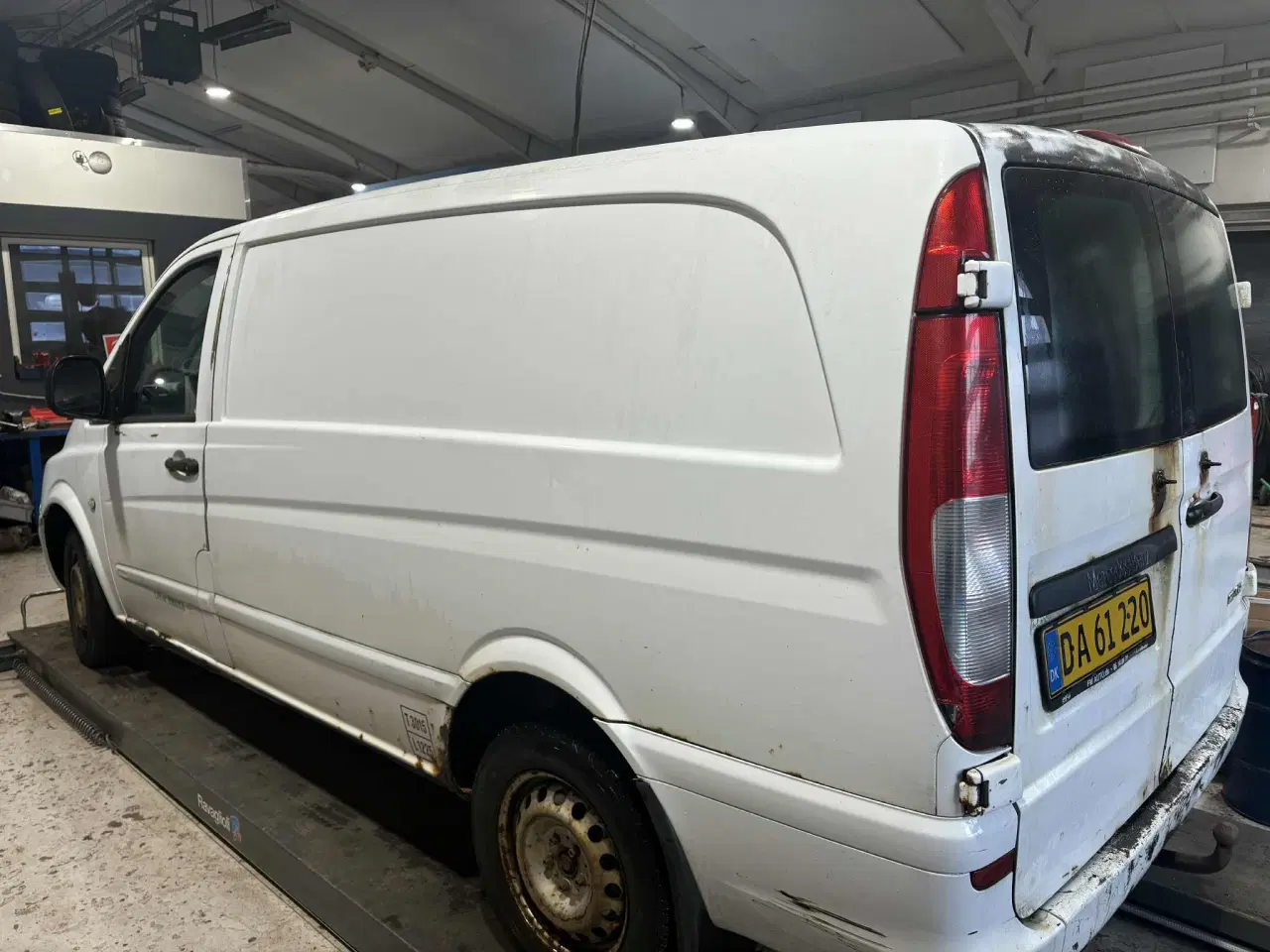 Billede 16 - Mercedes Vito 115 Kassegovn