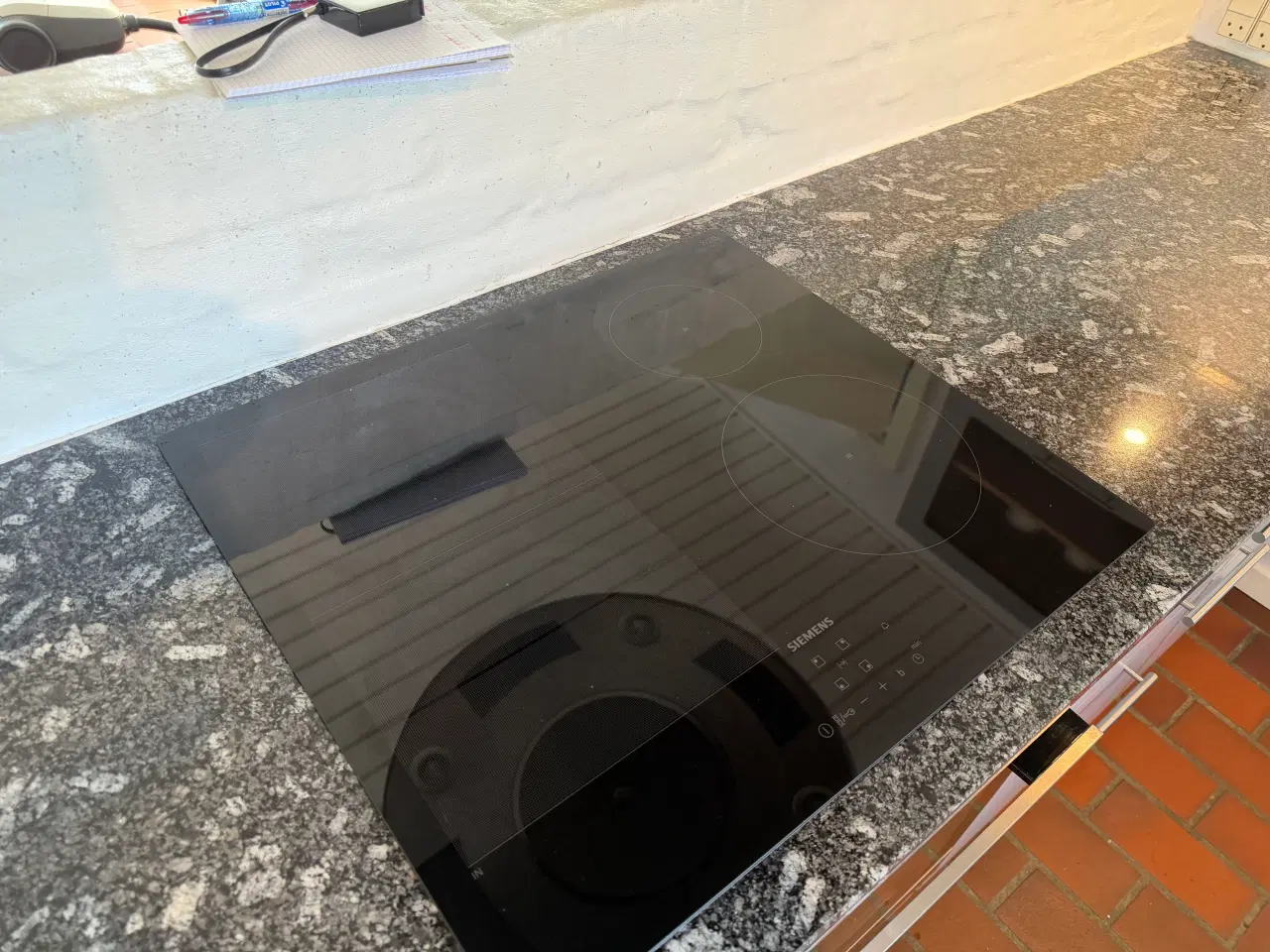 Billede 9 - Invita køkken i gråt laminat