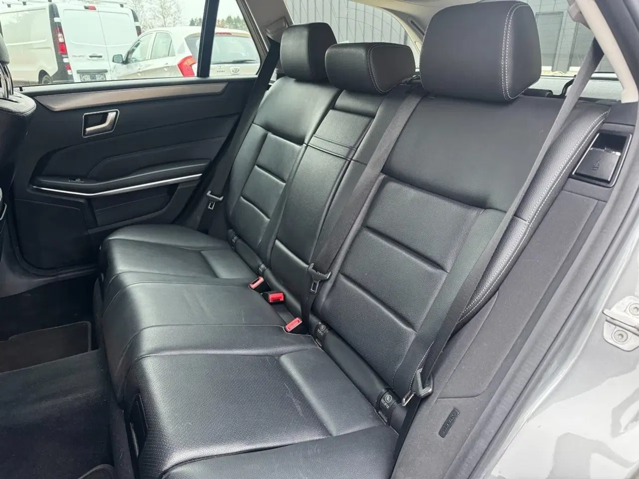 Billede 8 - Mercedes E350 3,0 BlueTEC Avantgarde stc. aut. 4Matic