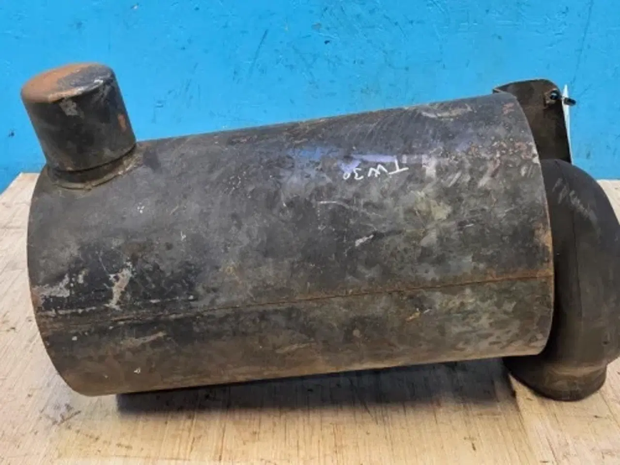 Billede 15 - Ford TW30 Luftfilterhus D8NN9600BC