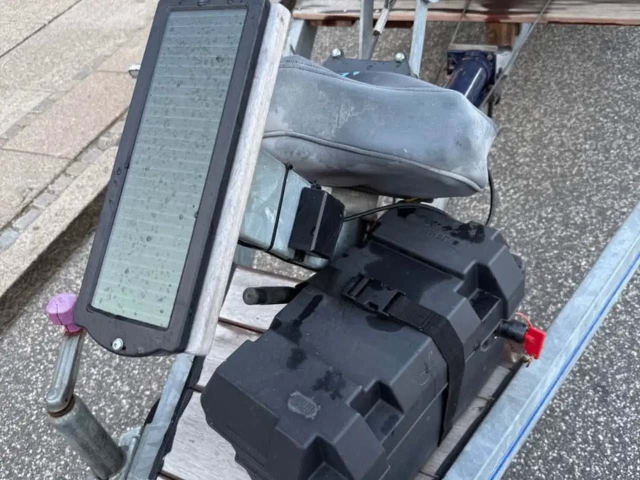 Billede 4 - Speedbåd byttes til bil