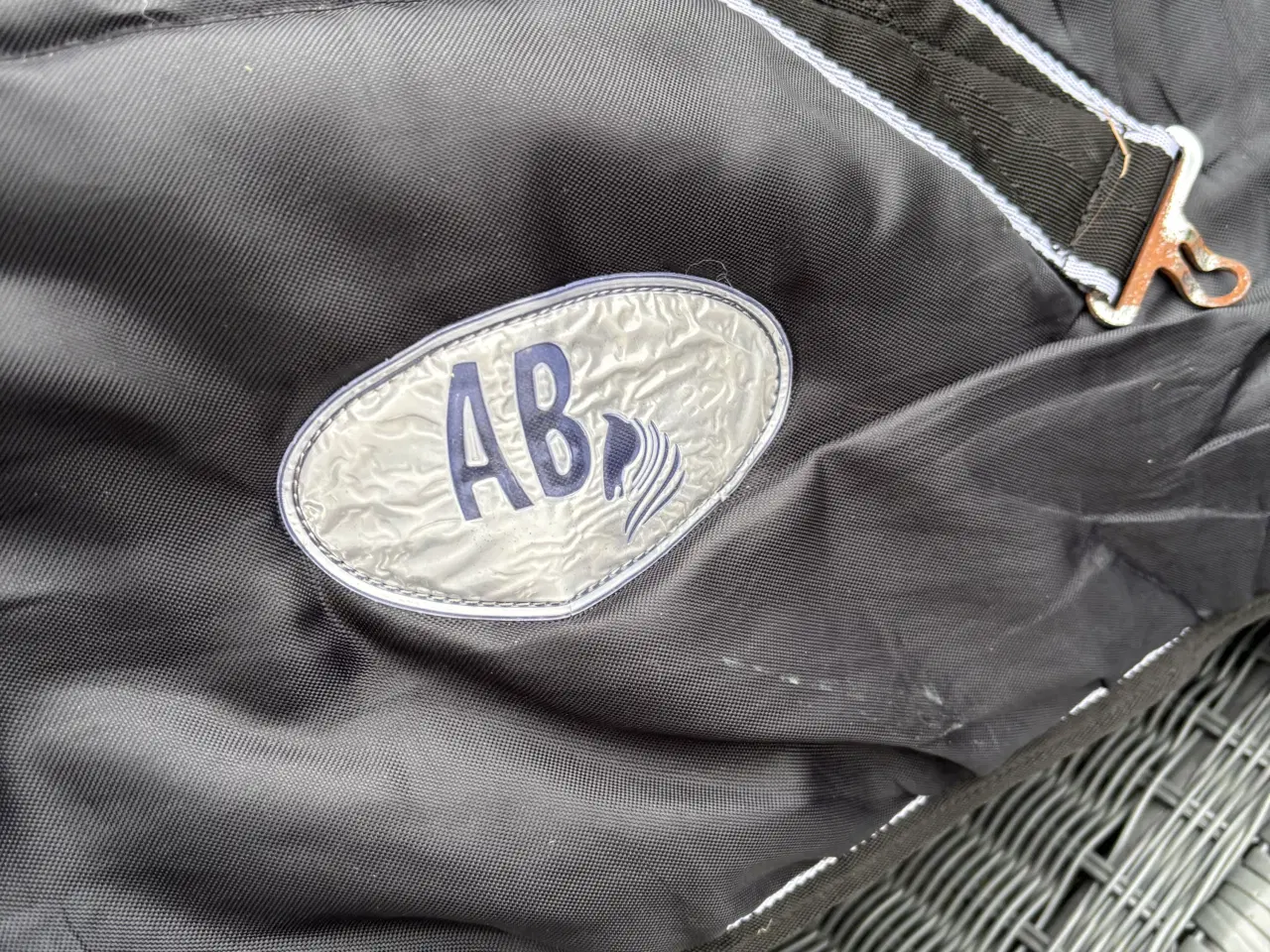 Billede 3 - AB stald dækken, størrelse 135 - 300g