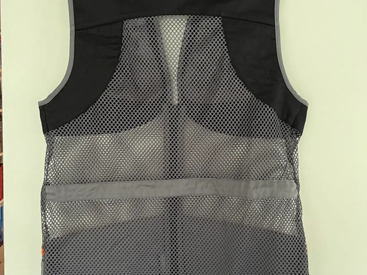 Billede 2 - Beretta mesh skydevest, str S, sort