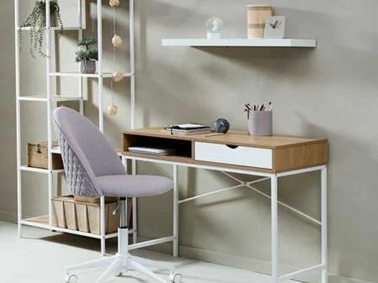 Billede 2 - Skrivebord TRAPPEDAL 48x95 1 skuffe varm egefarve/