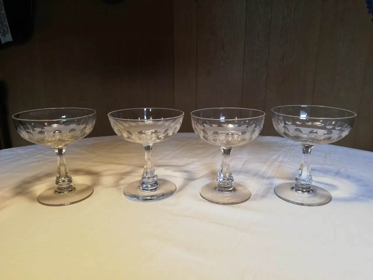 Billede 3 - Derby glas champagneskåle, rødvin m.m.
