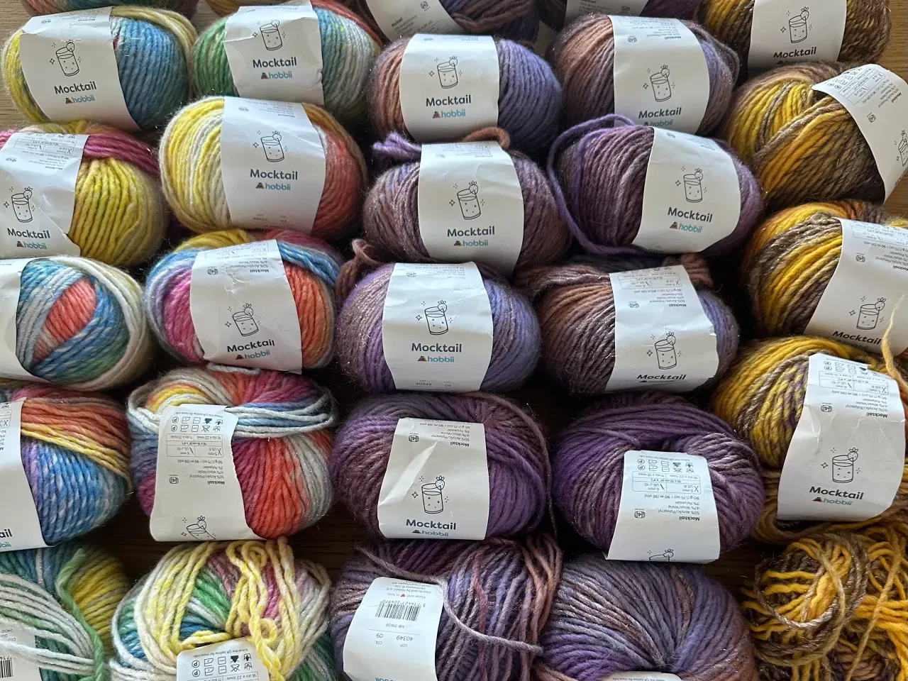 Billede 1 - 1400 g. Mocktail, uld mix.  Røgfrit