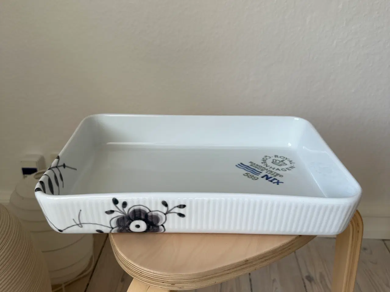 Billede 6 - ROYAL COPENHAGEN Sort Mega Riflet Serveringsfad