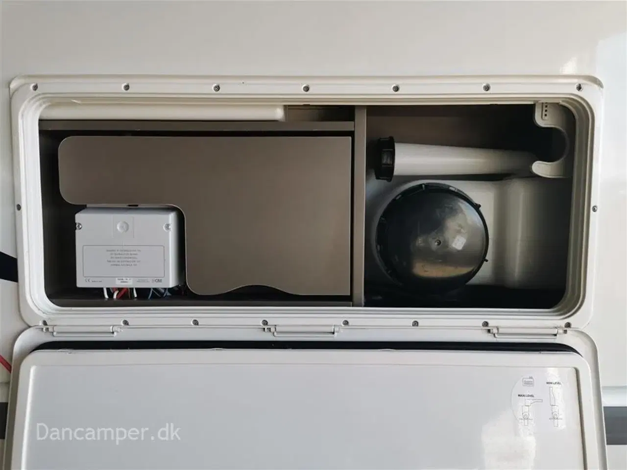 Billede 27 - 2019 - Chausson Welcome Premium 630   UNDER KLARGØRING! 2019 Model! 170 hk Ford med el.sænkbare enkeltsenge, Tertek antenne og masser af yderligere udstyr.