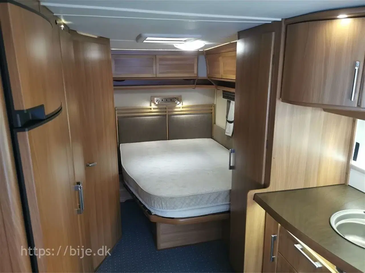 Billede 12 - 2012 - Kabe Royal 610 D XL XV 2 KS