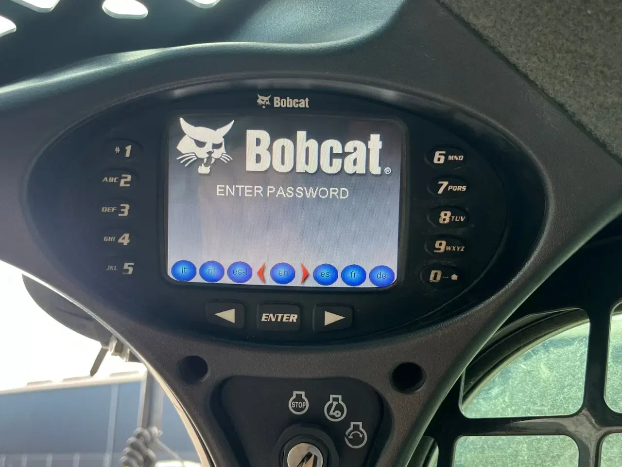Billede 18 - Bobcat t590 MED afretter+powerrake+knuser