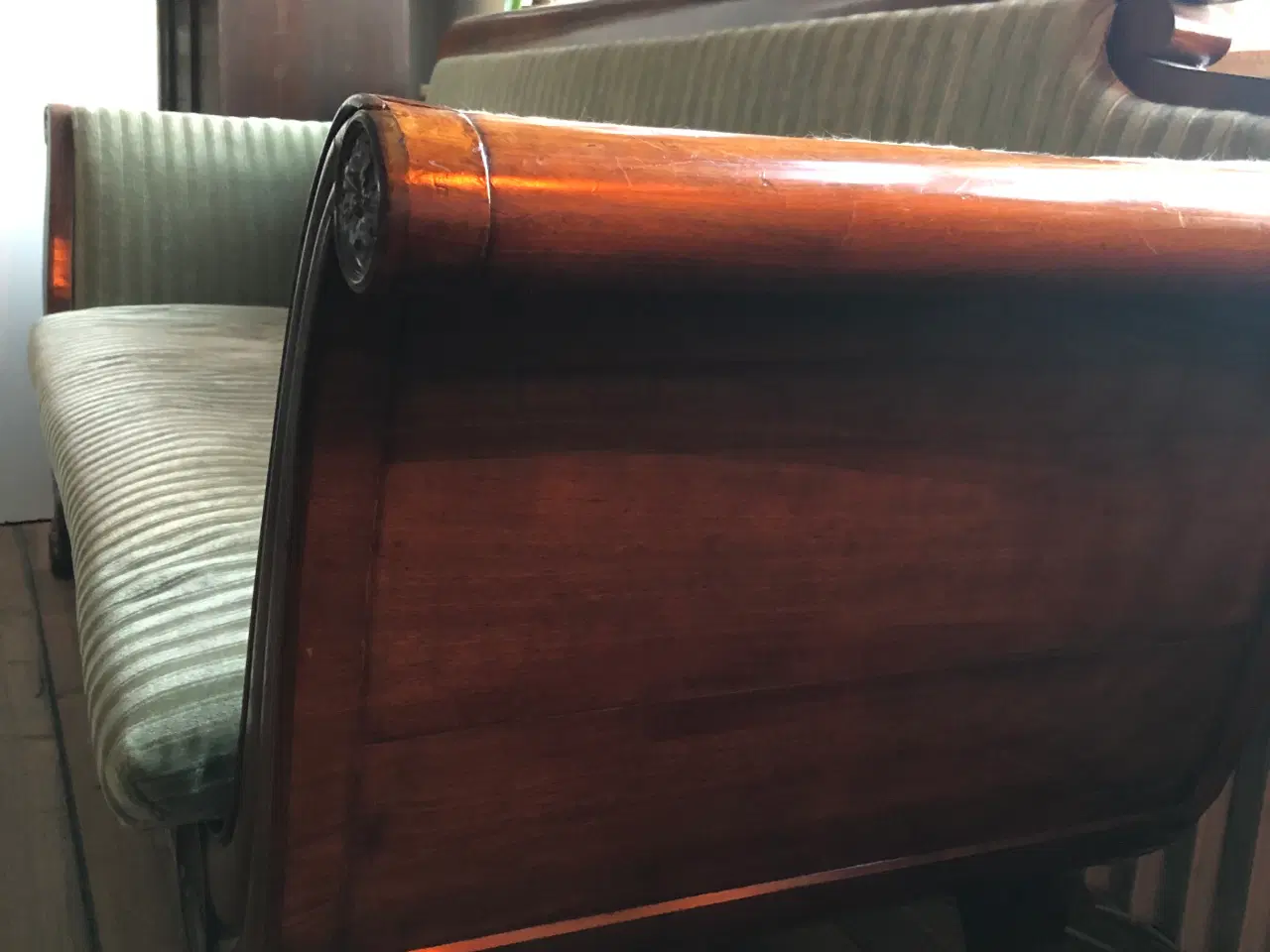 Billede 3 - Antik sofa med flotte detaljer