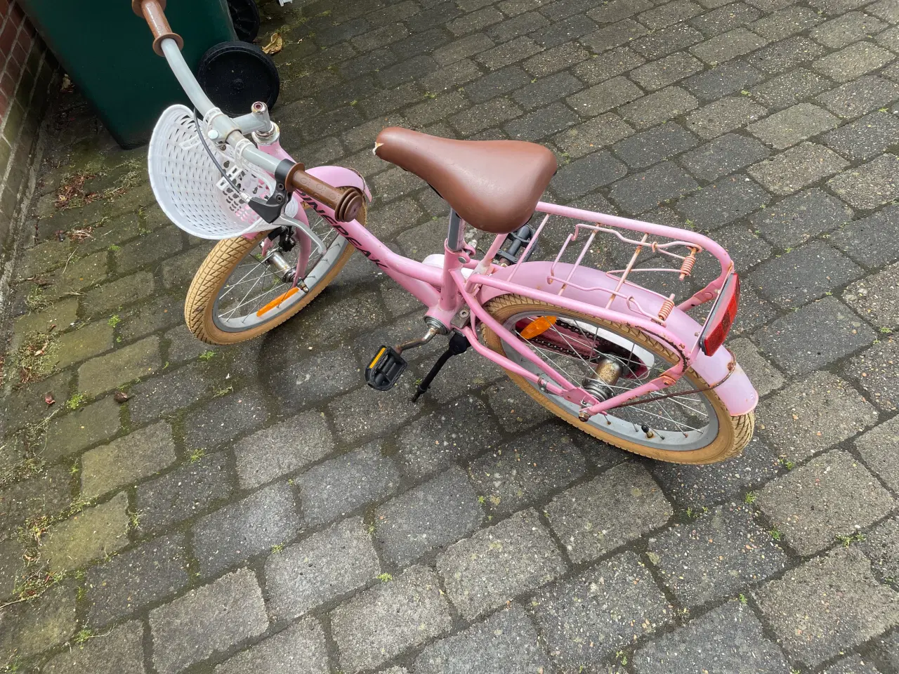 Billede 2 - 18” Pinepeak pige cykel i smart farve