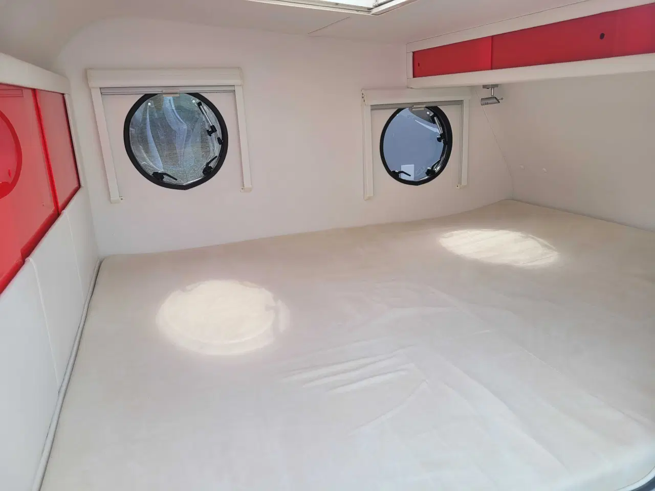 Billede 16 - Dethleffs Miniglobe..perfekt til elbil..kun 280kg.