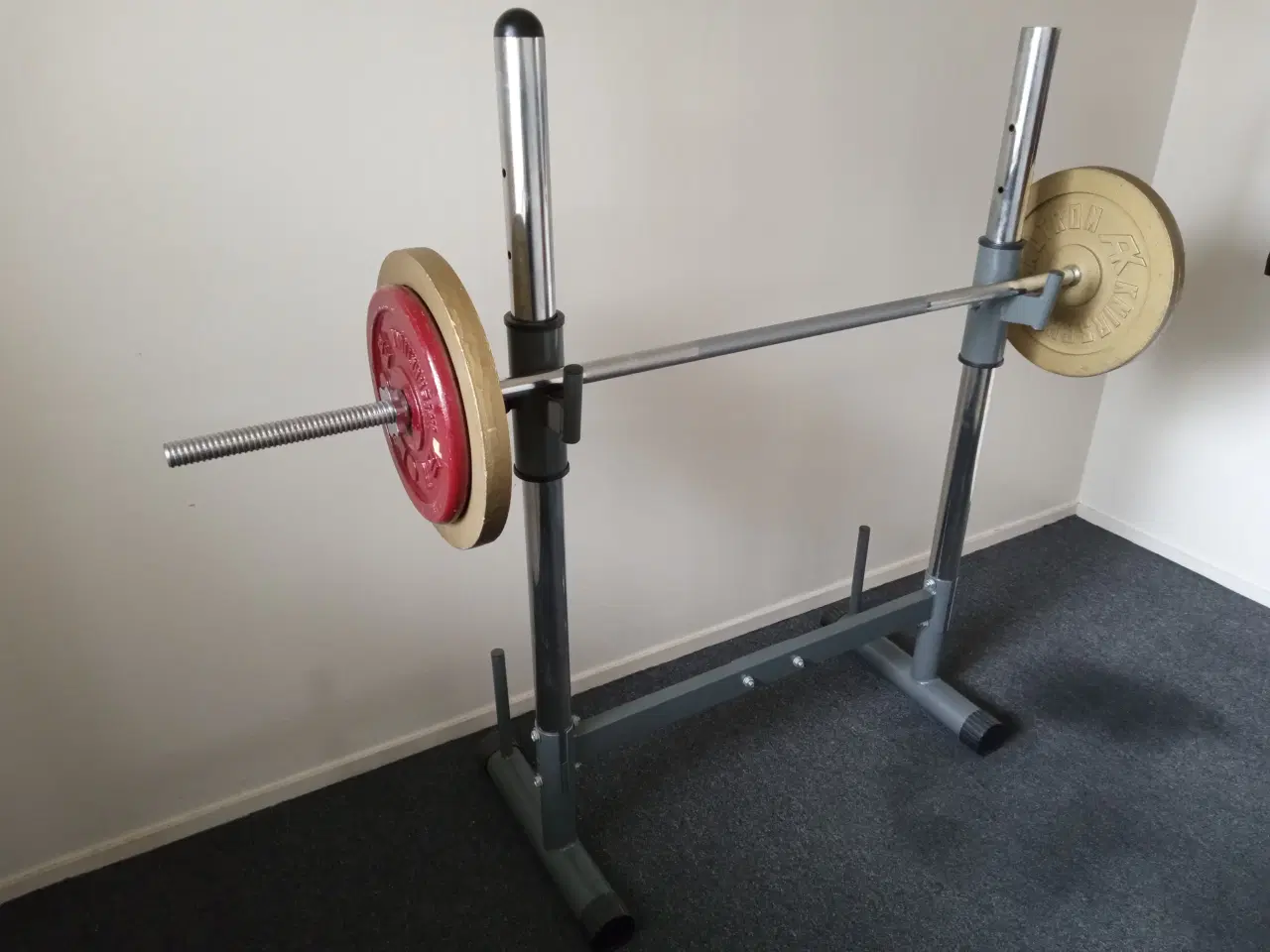 Billede 2 - Vægtstang m/ stativ + 60 kg vægtskiver