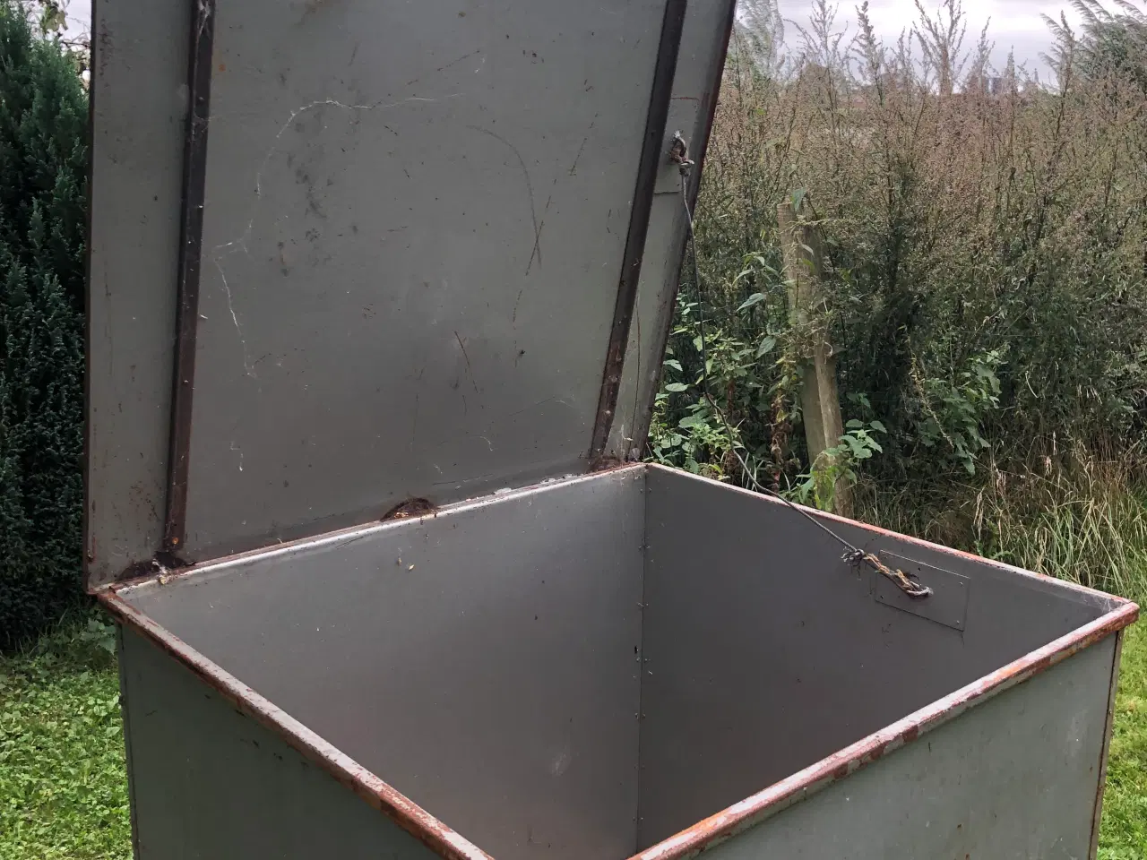 Billede 3 - Foder container 