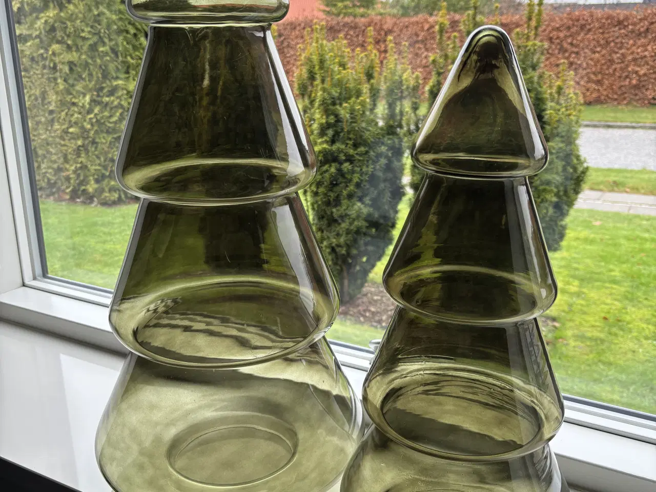 Billede 2 - Juletræer i grøn glas