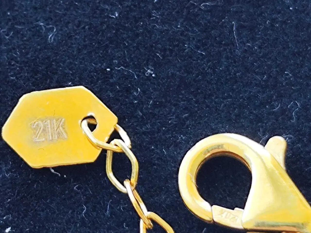 Billede 4 - Armbånd 21 karat guld ( Albernado mærke) 